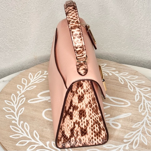 NWOT COACH PINK LEATHER PEPPER EMBOSSED ACCENTS TOP HANDLE SATCHEL STUNNING ❤️ - Picture 2 of 7